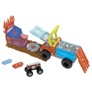 Hot Wheels Monster Trucks Arena Smashers Colour Shifters 5-Alarm Rescue Playset