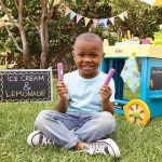 Little Tikes 2 in 1 Lemonade and Ice Cream Stand