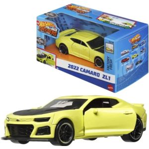 Hot Wheels Pull-Back Speeders 1:43 Scale Diecast Car - 2022 Camaro ZL1