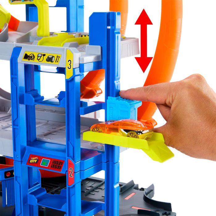 Hot Wheels Mega Loop Garage Playset