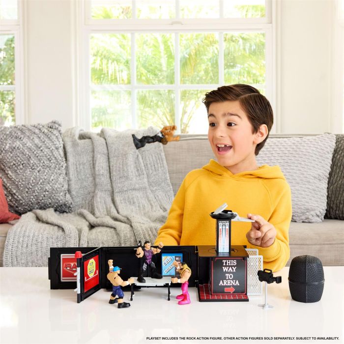 WWE Knuckle Crunchers Final Boss Microphone Playset