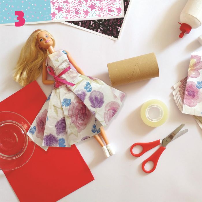 Barbie Fashion Design Table with Doll
