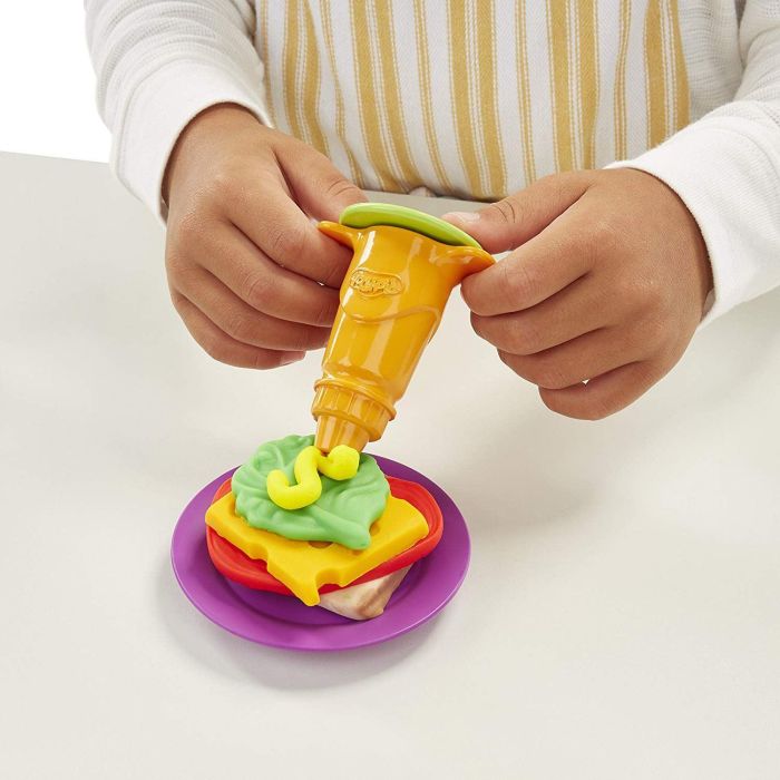 Play Doh Kitchen Creations Toaster Creations