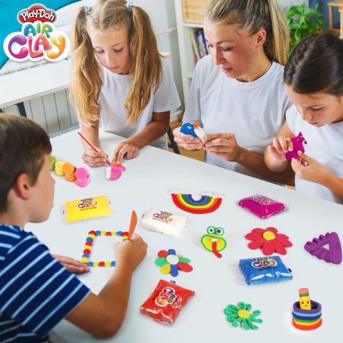 Play-Doh Air Clay Creature Creations