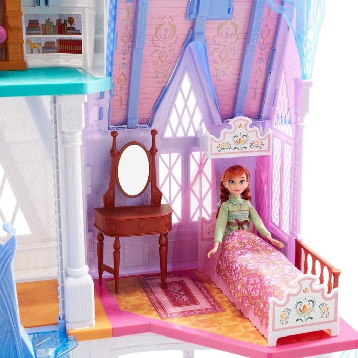 Disney Frozen 2 Ultimate Arendelle Castle