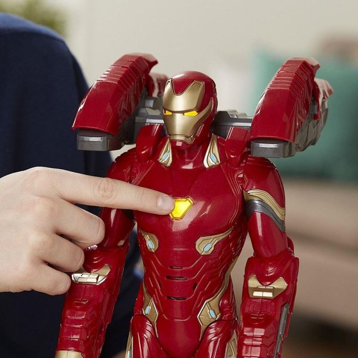 Avengers Infinity War Mission Tech Iron Man Figure