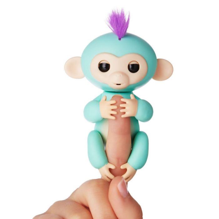 Fingerlings Interactive Monkey Zoe