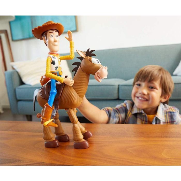 Toy Story 4 7" Woody & Bullseye Figures