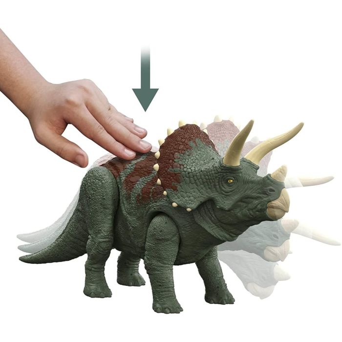 Jurassic World Dominion: Roar Strikers Triceratops Figure