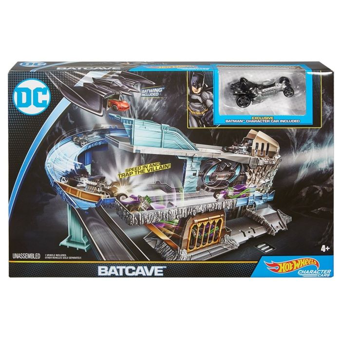 Hot Wheels DC Batman Batcave