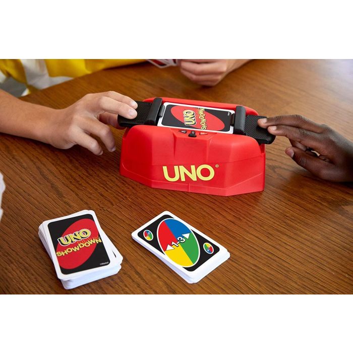 Uno Showdown Card Game